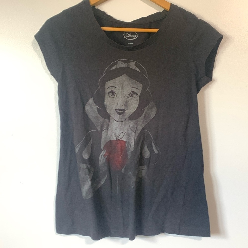 Disney Snow White short sleeve shirt